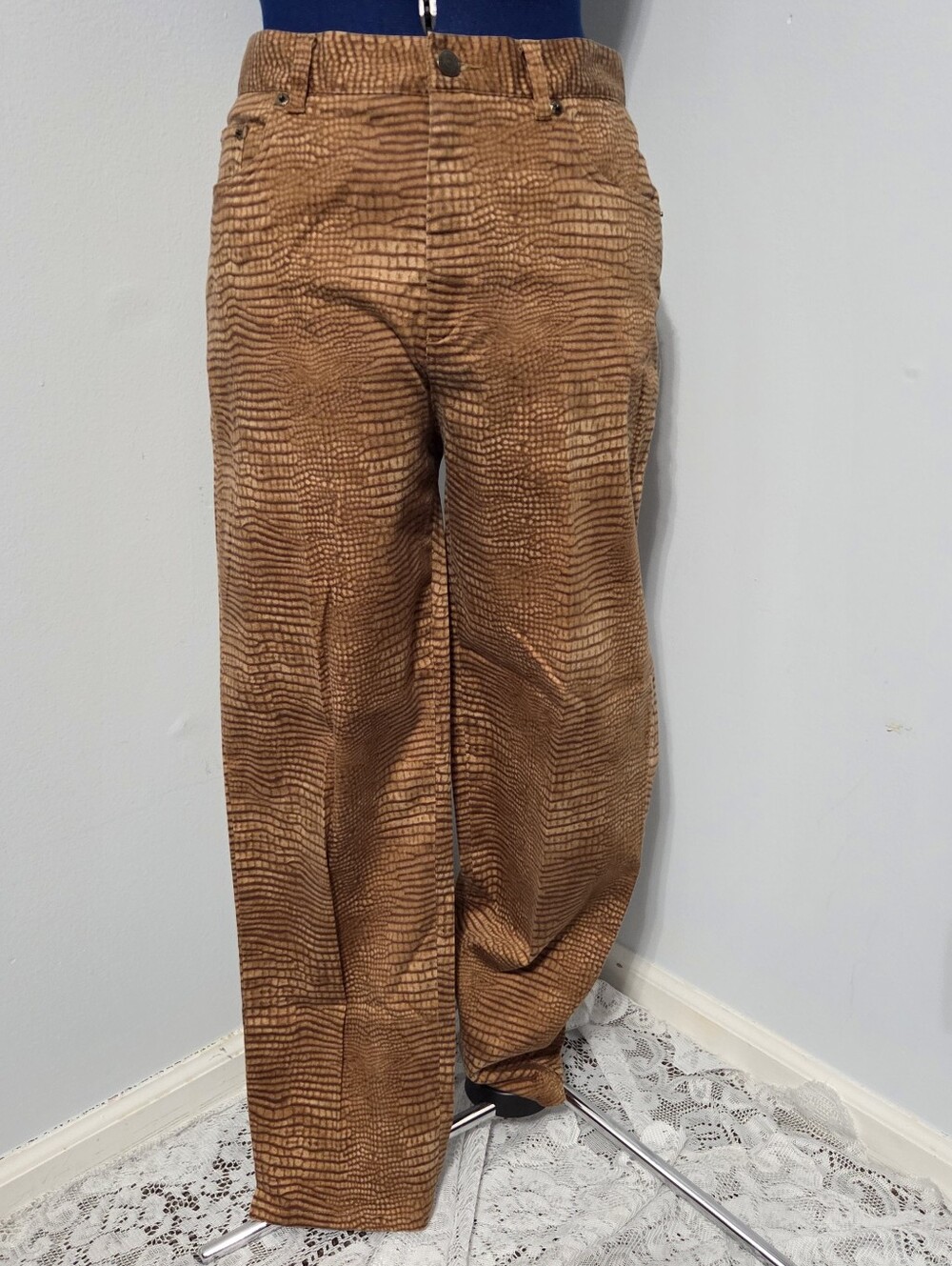 Tan Reptile Print Cotton Pants Size 10